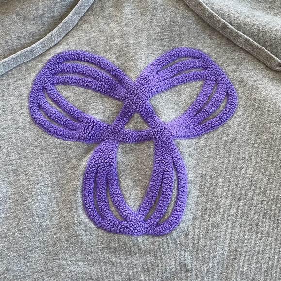 TNA Hoodie Excellent used condition.  Medium - Picture 2 of 5